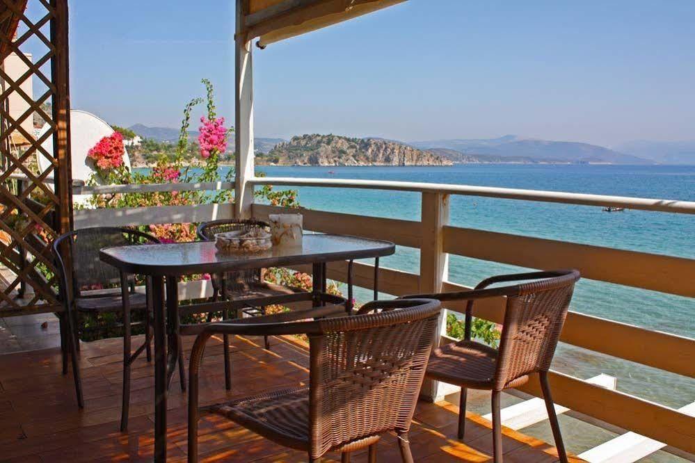 Poseidon Apartments Tolón Eksteriør bilde