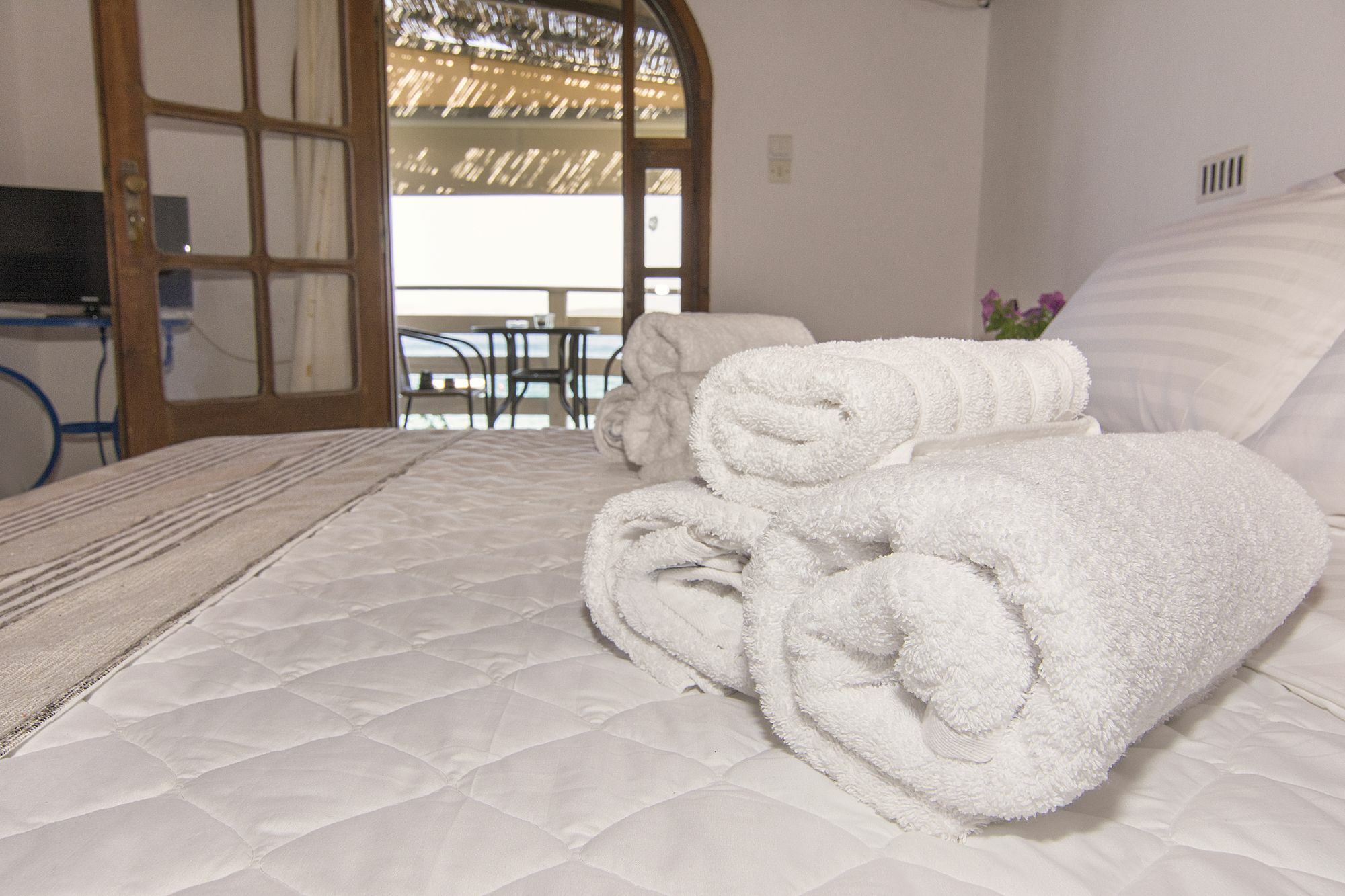 Poseidon Apartments Tolón Eksteriør bilde